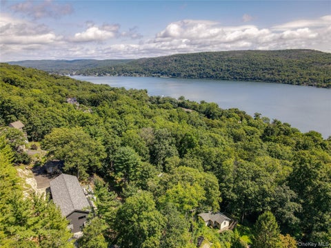 Photo of 87 Blueberry Hill, Greenwood Lake, NY 10925 (MLS # 1030853)