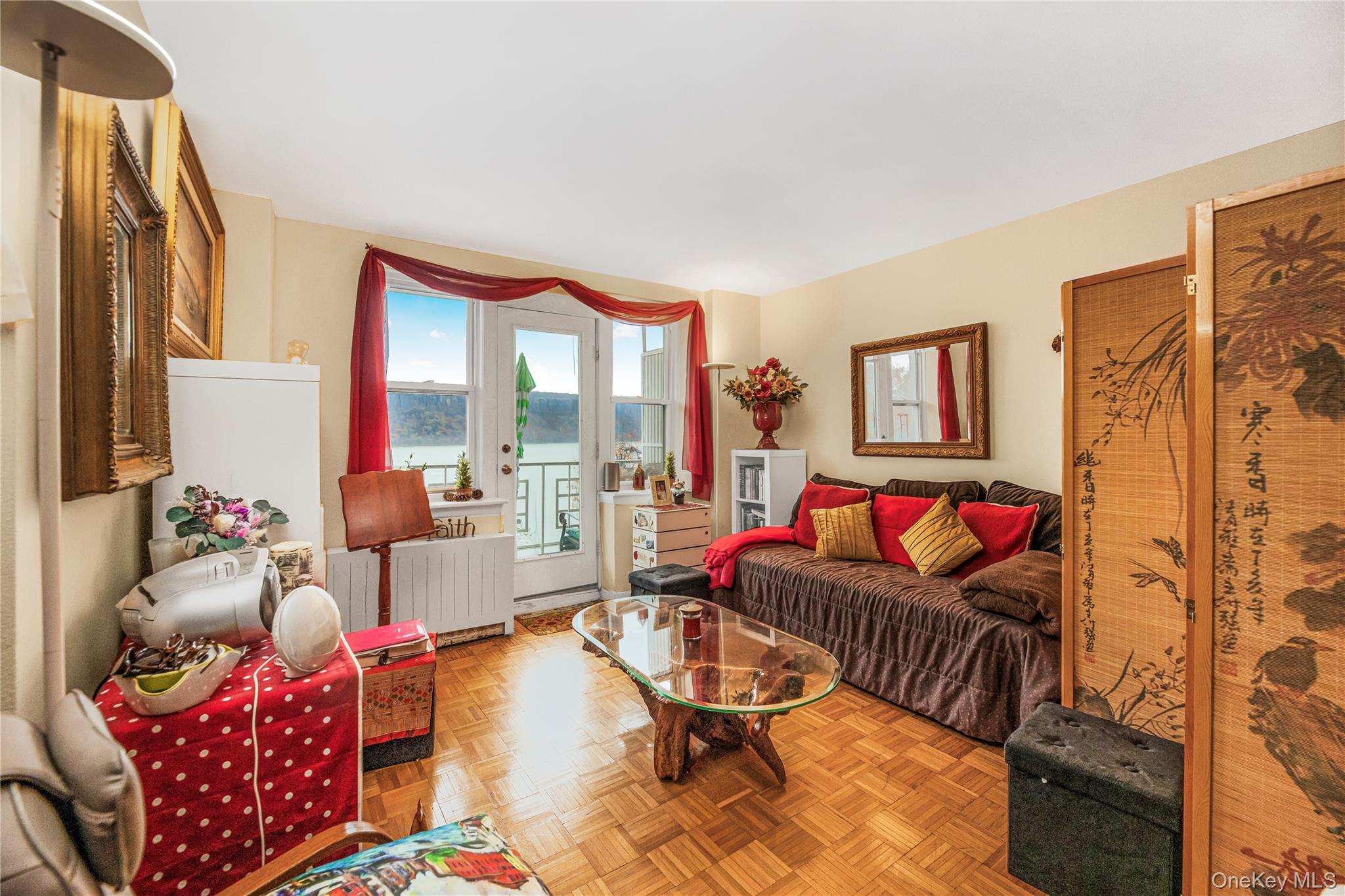 679 Warburton Avenue 1M