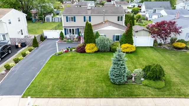 436 Greenbelt Parkway, Holtsville, New York image 1