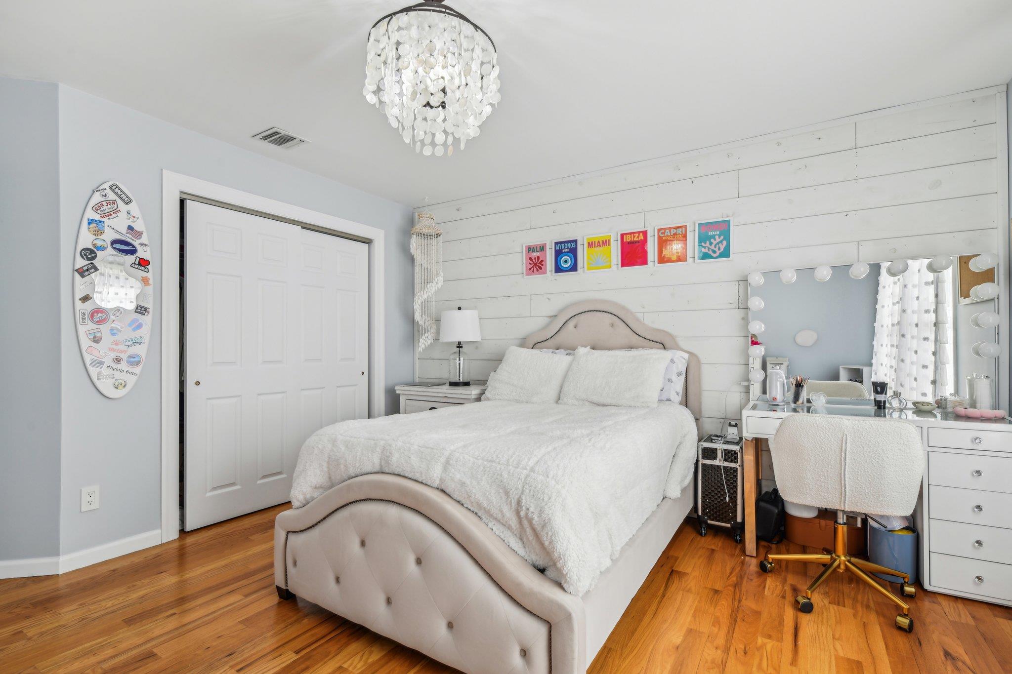 77 Sycamore Street, Massapequa, New York image 30