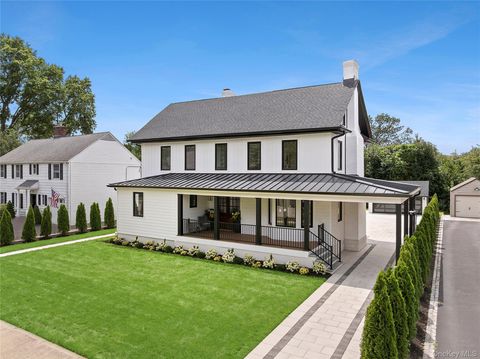 132 Arthur Street Garden City NY 11530