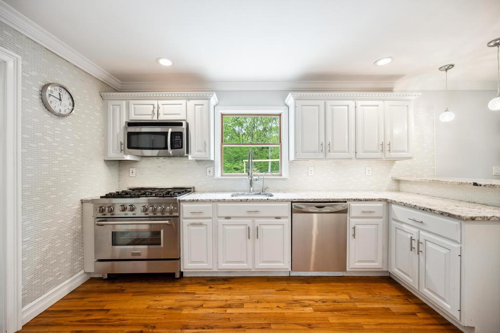 150 Hammond Lane, Centereach, New York image 24