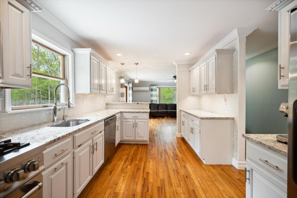 150 Hammond Lane, Centereach, New York image 26