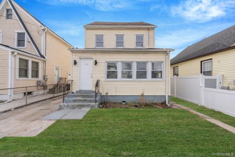 Multifamily For Sale - 200 Princeton Street<br/> Hempstead, NY 11550