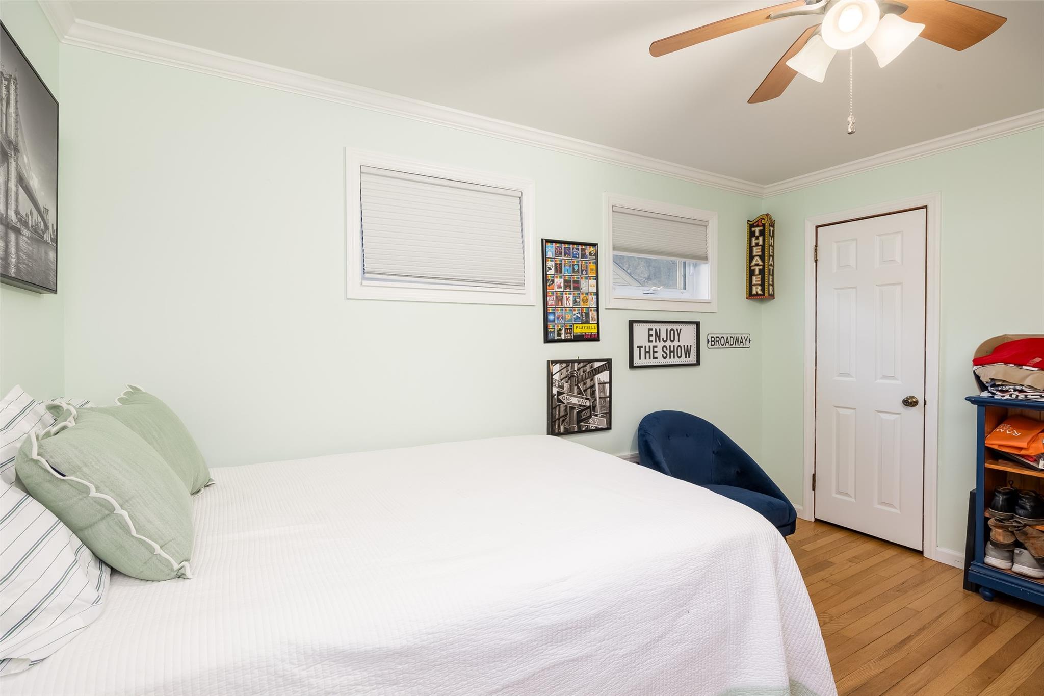 308 Bay Avenue, Patchogue, New York image 24