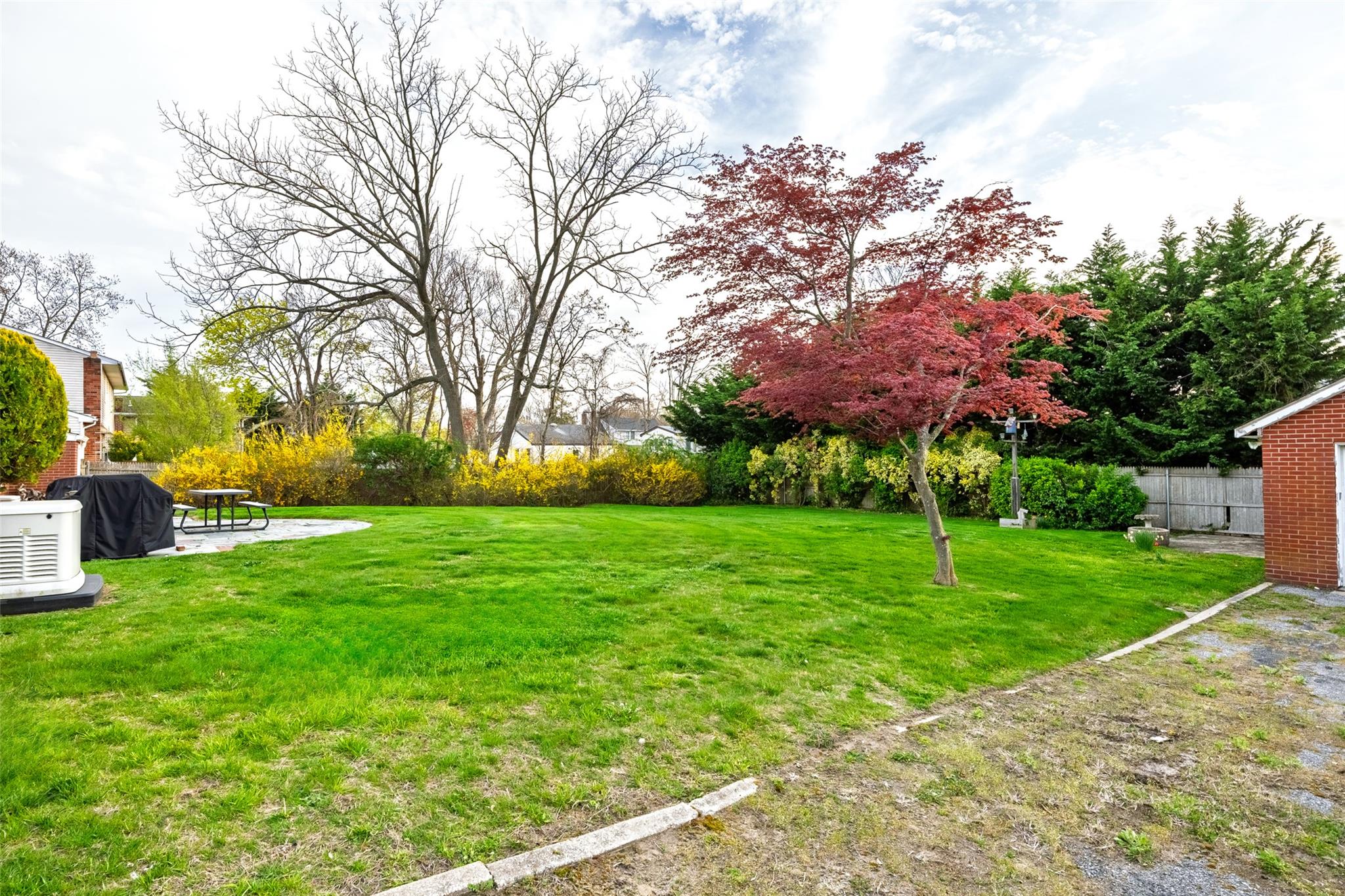 308 Bay Avenue, Patchogue, New York image 33