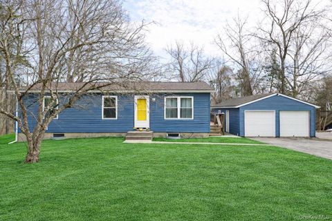 1562 Centre Road Rhinebeck NY 12572