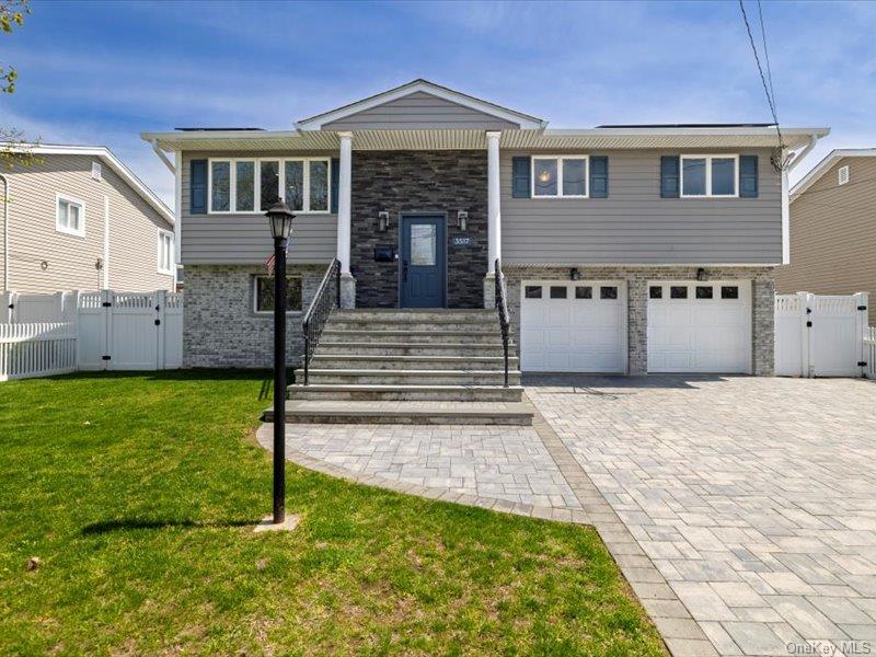 3517 Lawrence Avenue