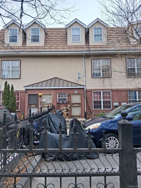 Multifamily For Sale - 1180 Vyse Avenue<br/> Bronx County, Bronx, NY 10459