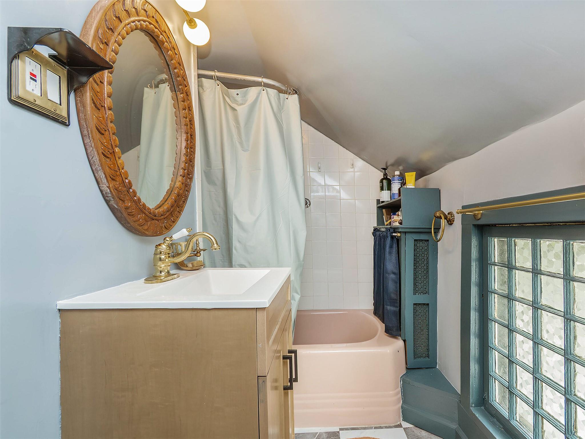 71 Park Place, Sea Cliff, New York image 30