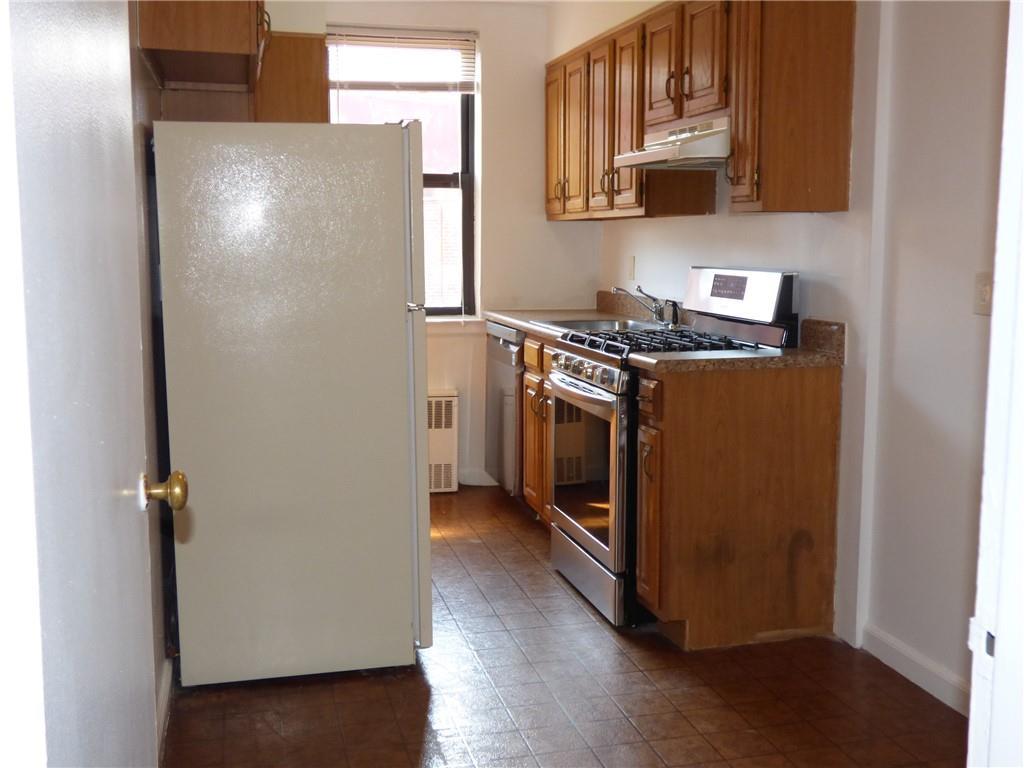 142 Garth Road #5W, Scarsdale, New York image 10