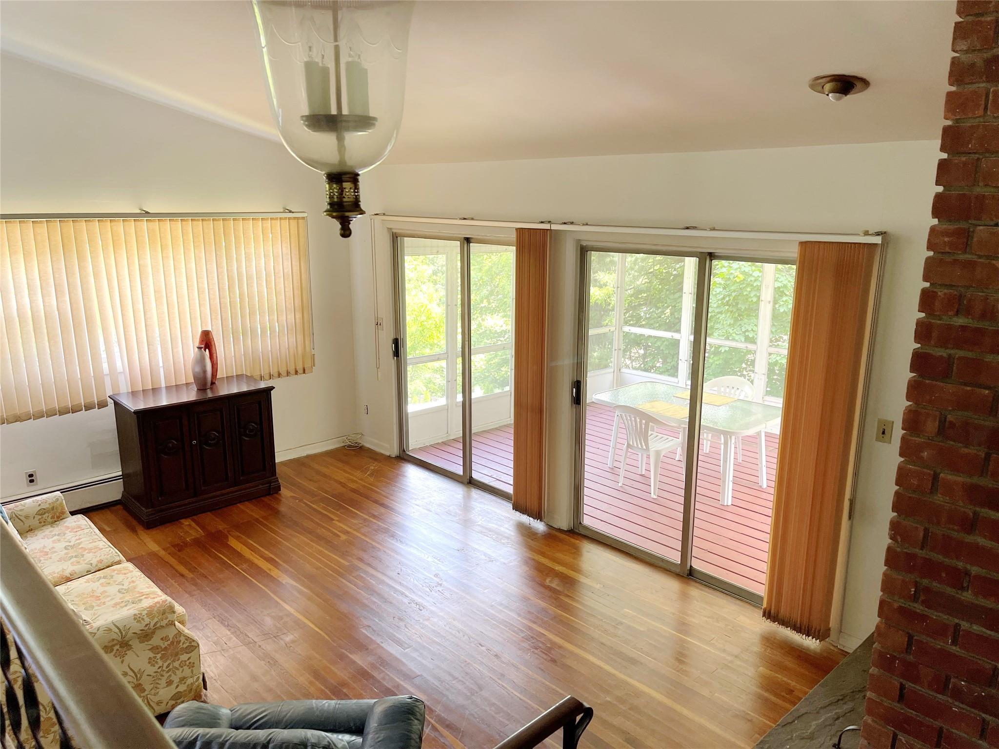 67 Augustine Road, White Plains, New York image 14