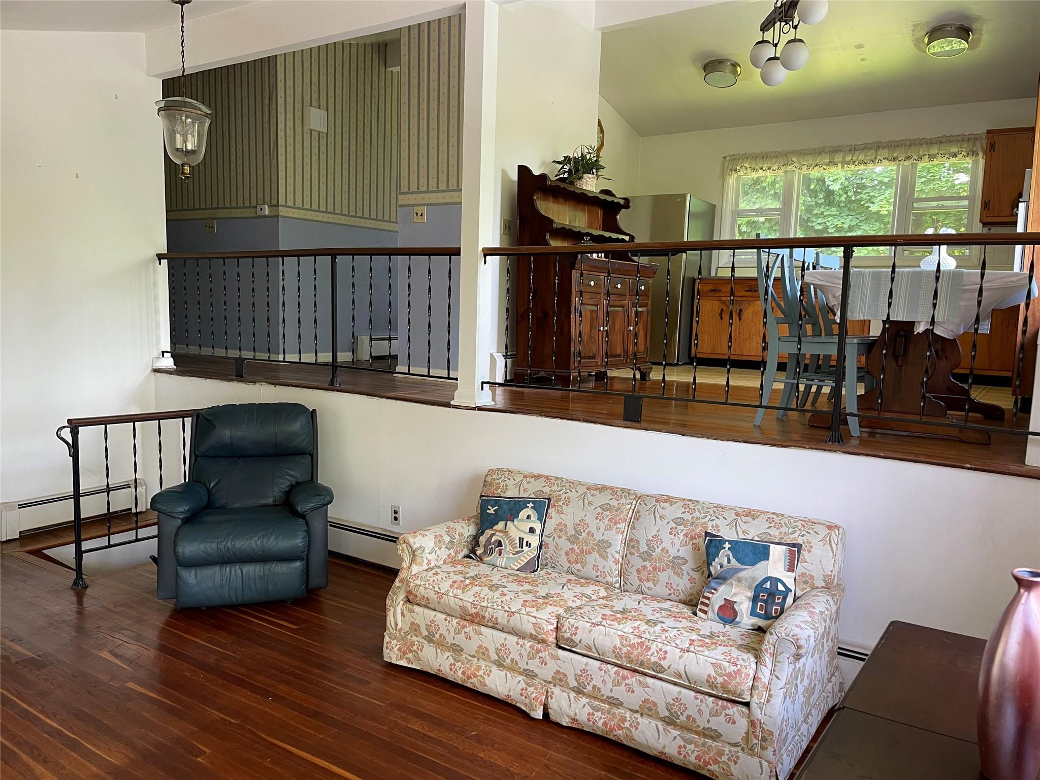 67 Augustine Road, White Plains, New York image 12