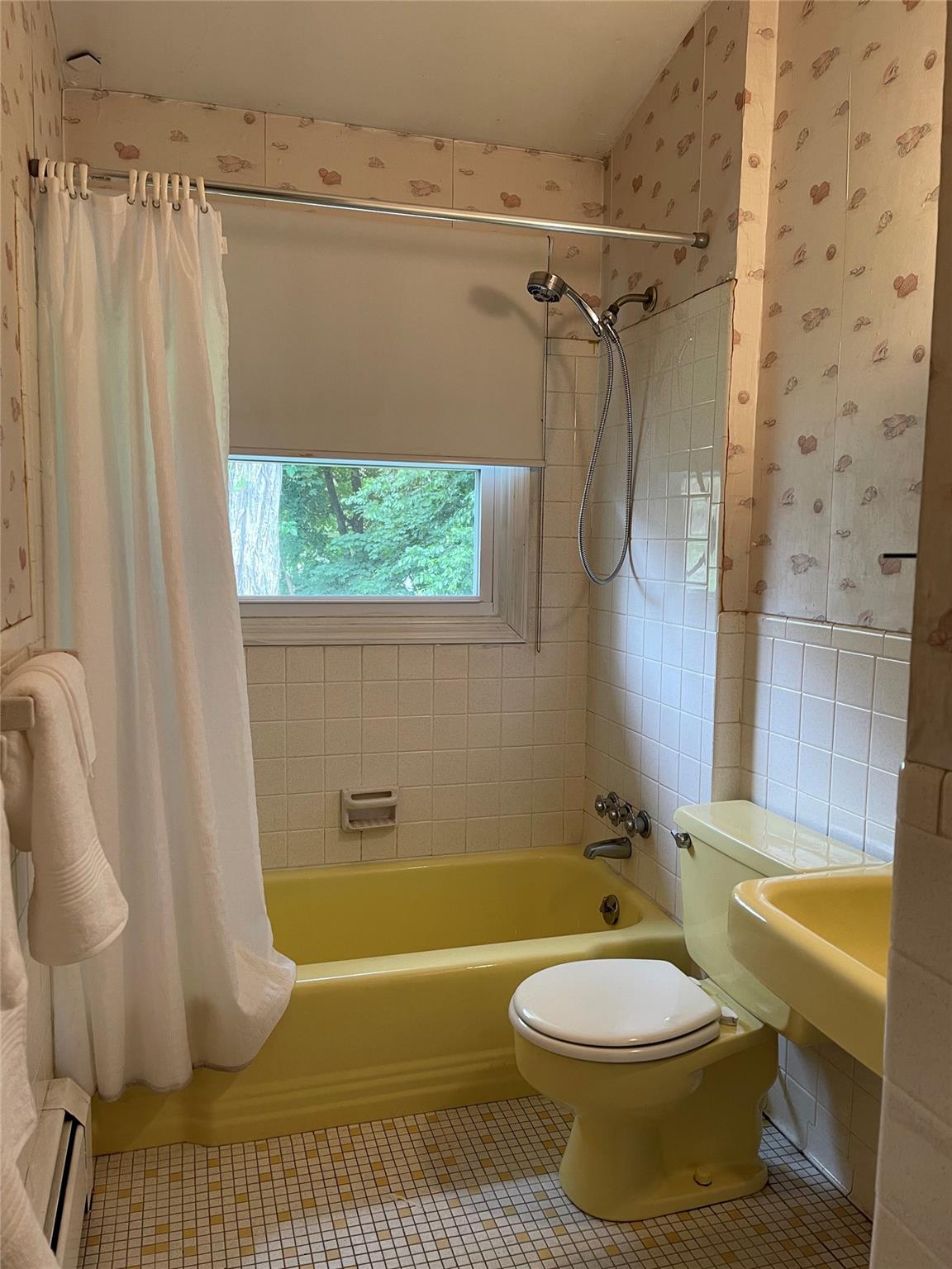 67 Augustine Road, White Plains, New York image 24