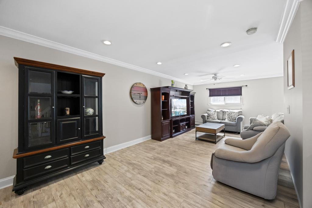 4 Ficus Street, Port Jefferson Station, New York image 17