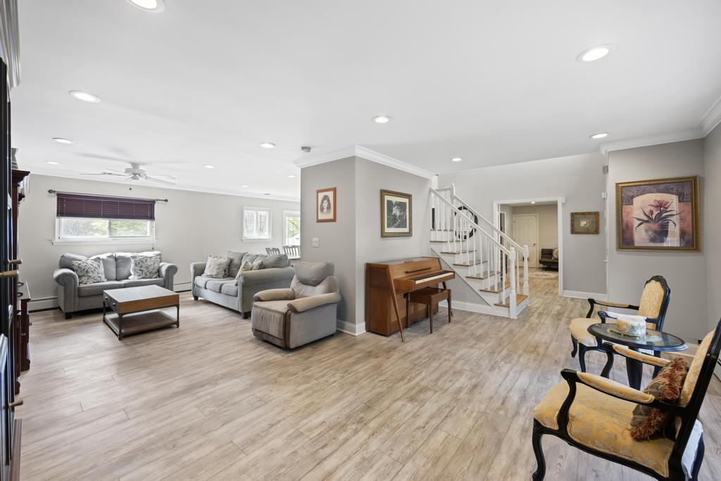 4 Ficus Street, Port Jefferson Station, New York image 19