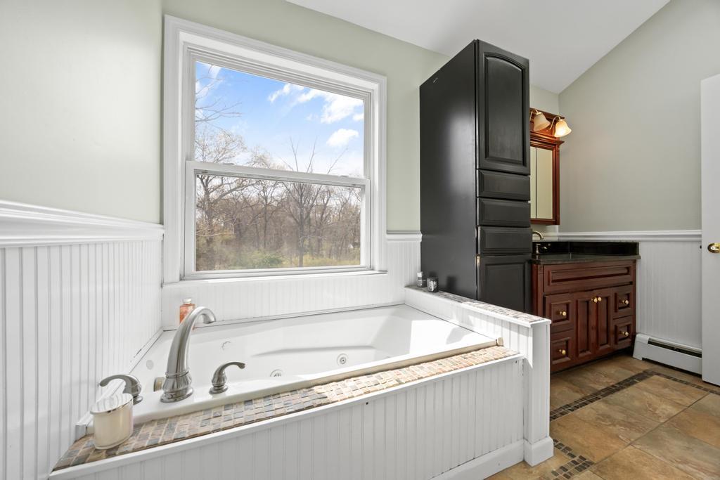4 Ficus Street, Port Jefferson Station, New York image 43