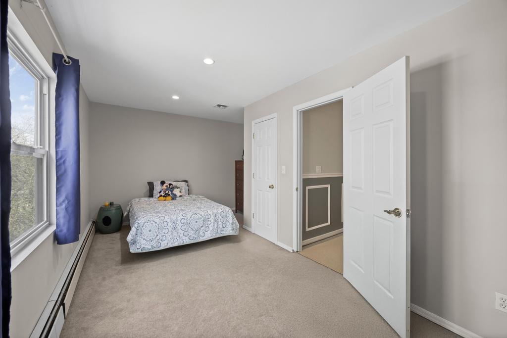 4 Ficus Street, Port Jefferson Station, New York image 34