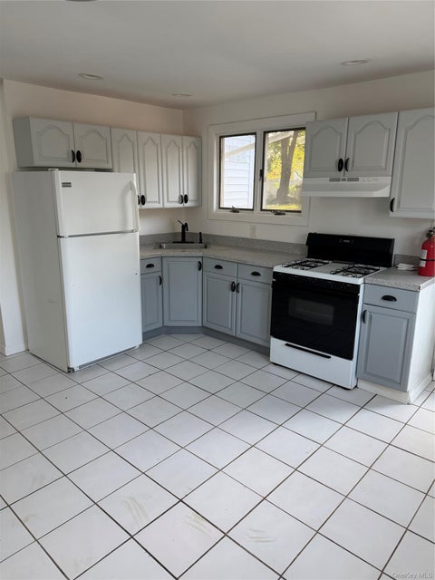 Apartment For Rent - 23 Dianne Avenue<br/> Suffolk County, Centereach, NY 11720