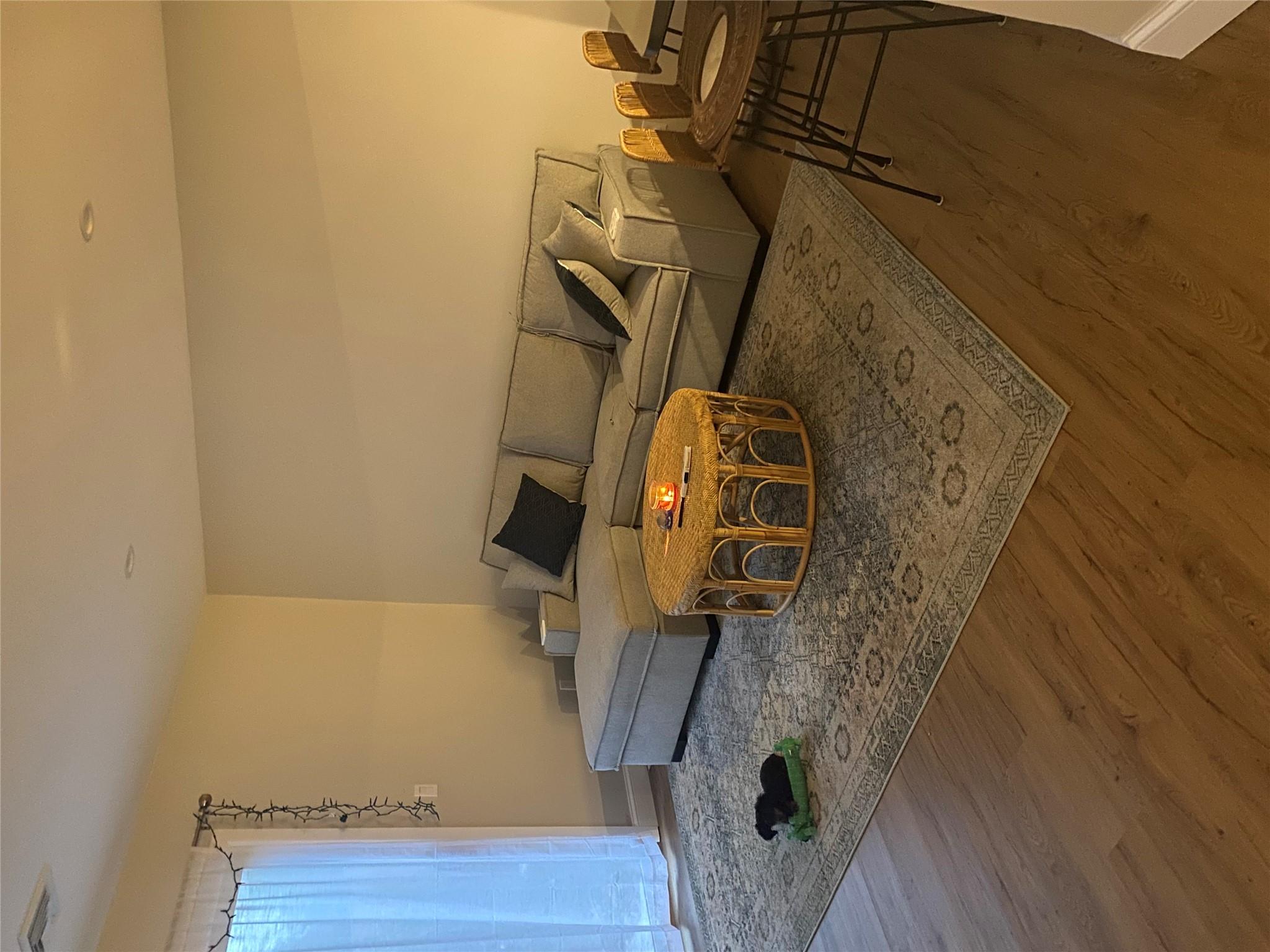 8 Ashley Circle, Commack, New York image 4