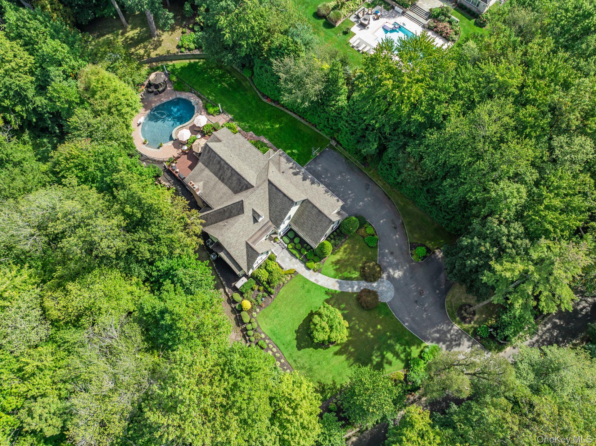 12 Parish Drive