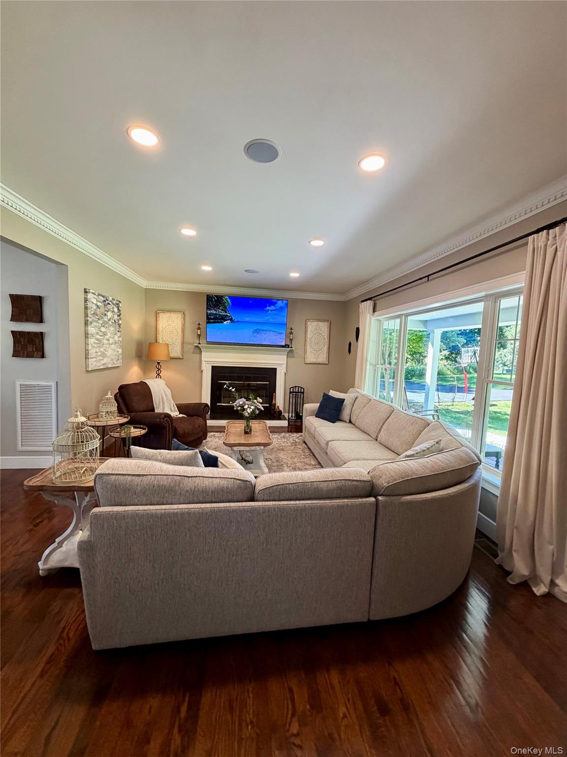 101 Beverly Road