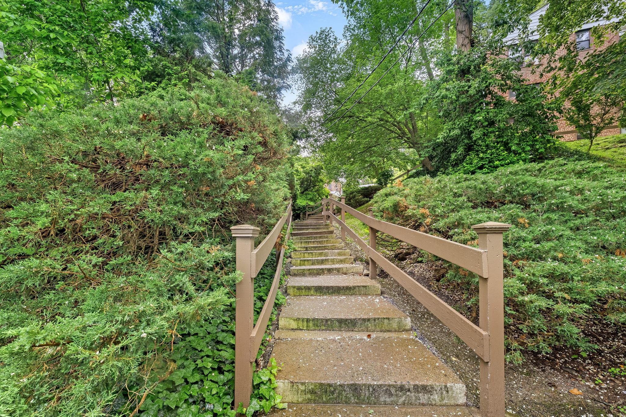 37 Rockledge Road #M, Hartsdale, New York image 25