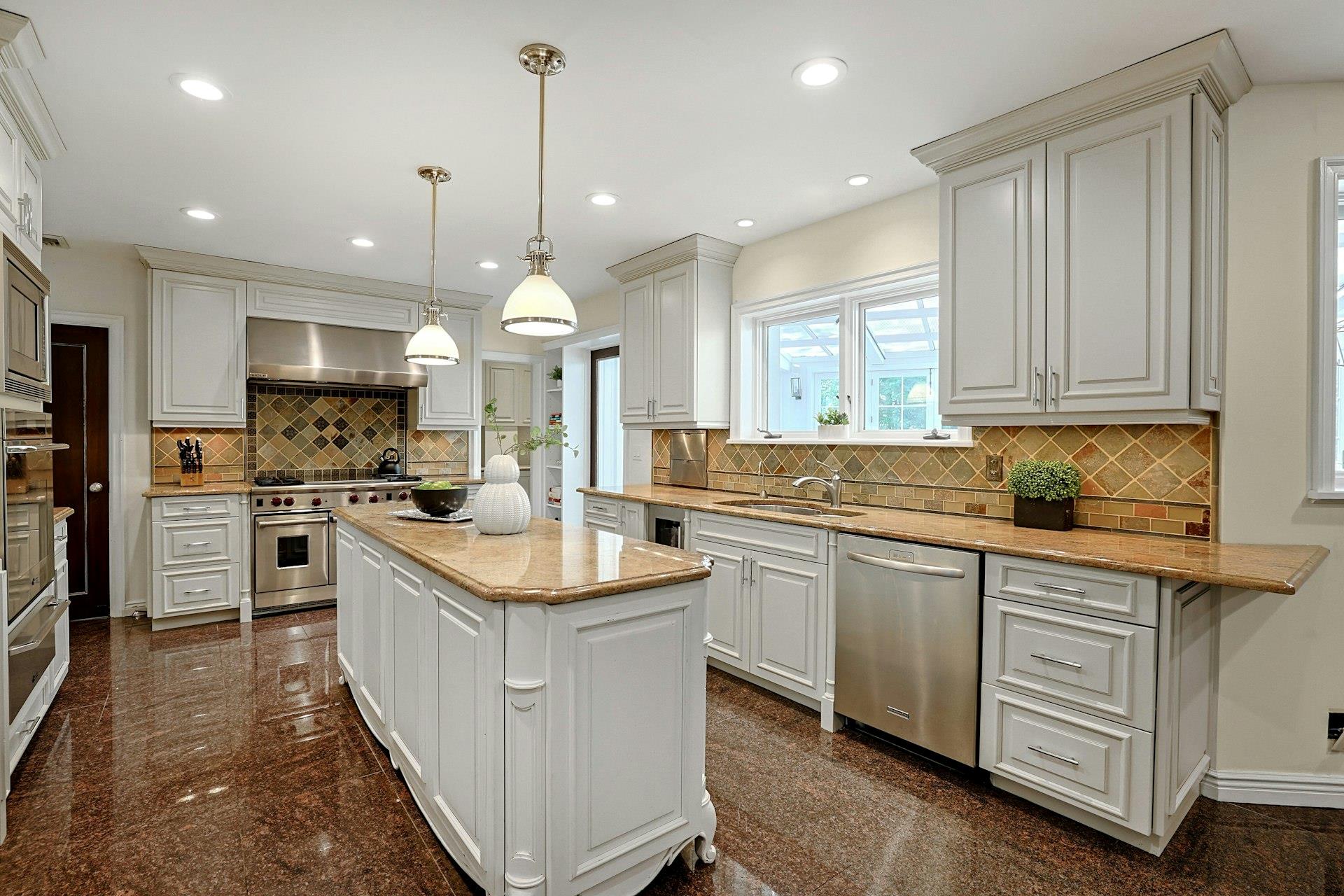 15 Hillcrest Drive, Pelham, New York image 18