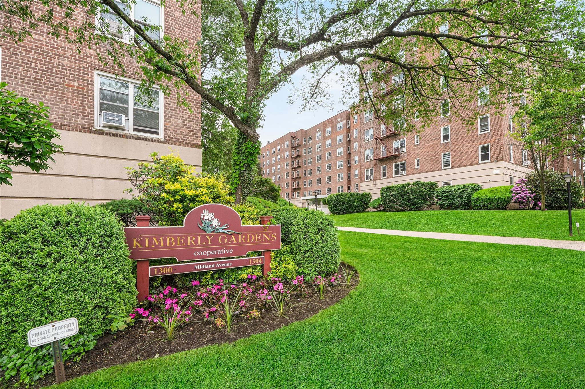 1304 Midland Avenue B26