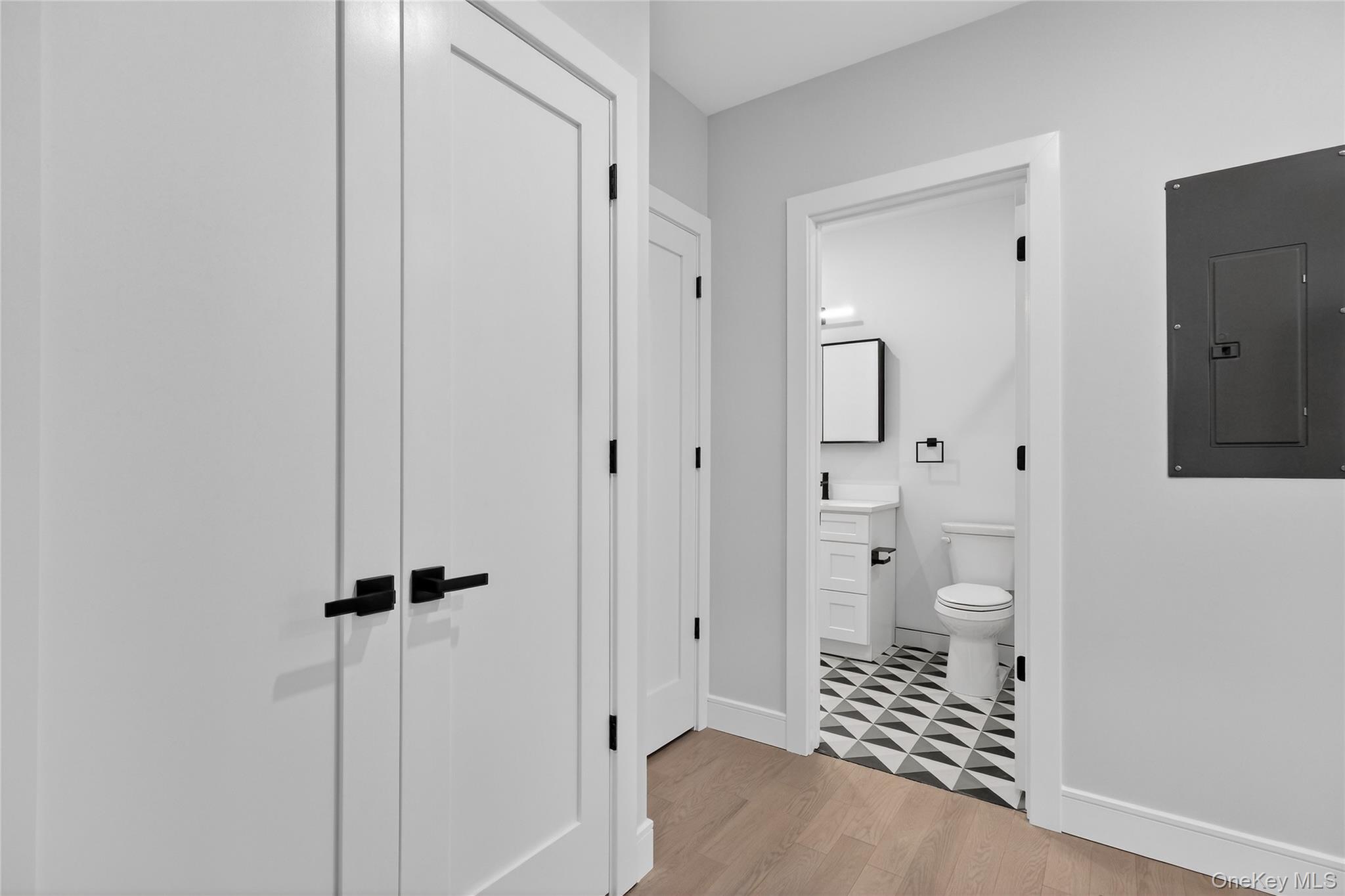 Wappingers Falls, New York 12590, United States, 1 Bedroom Bedrooms, ,1 BathroomBathrooms,Residential,Active,254553