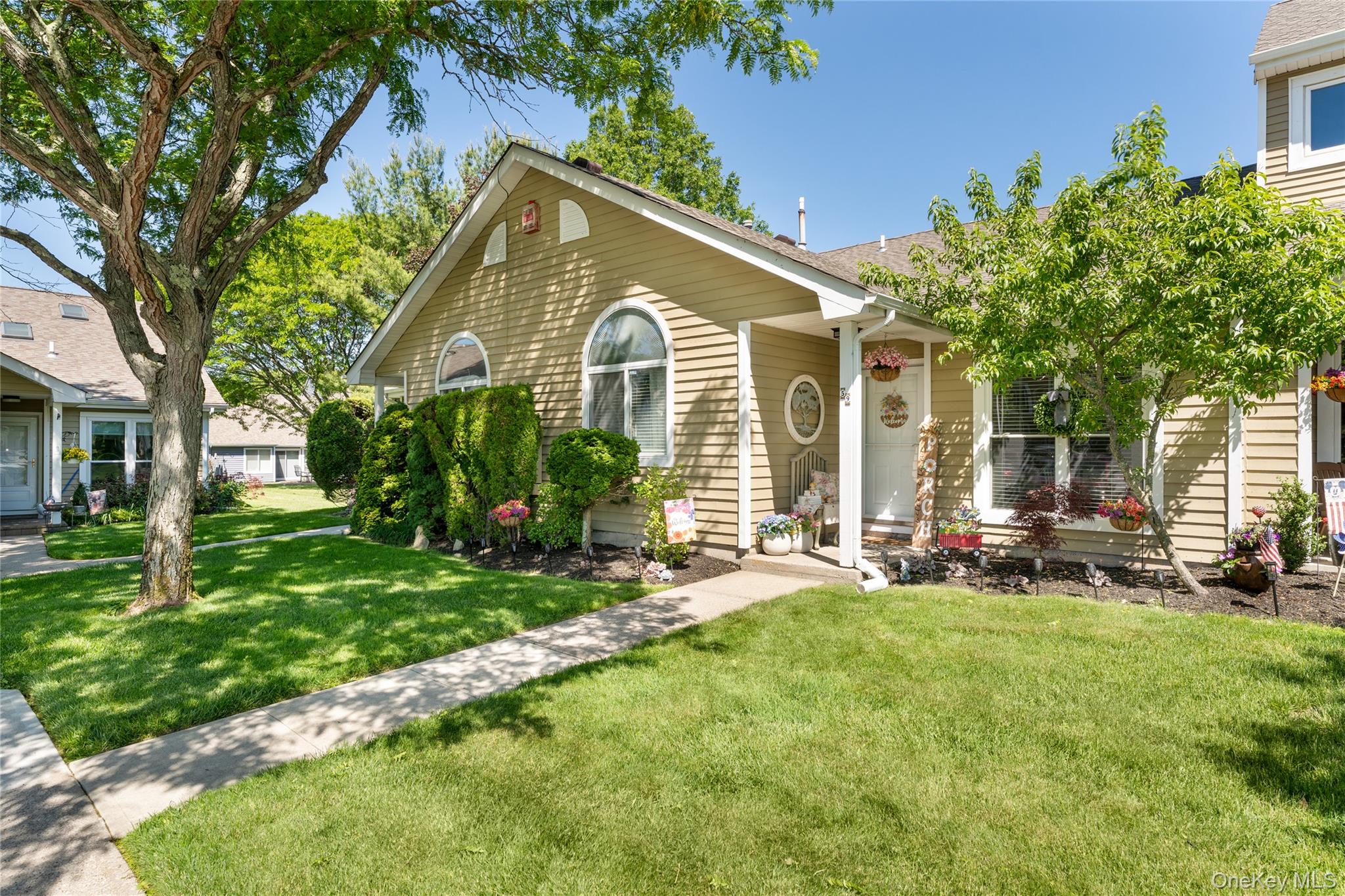 59 Eric Drive