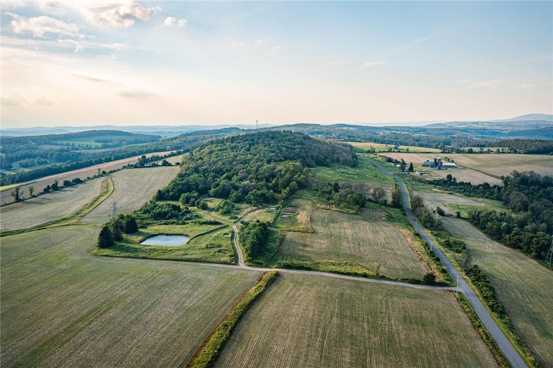 5 Homestead Farm #15 Lane, Millerton, New York image 1