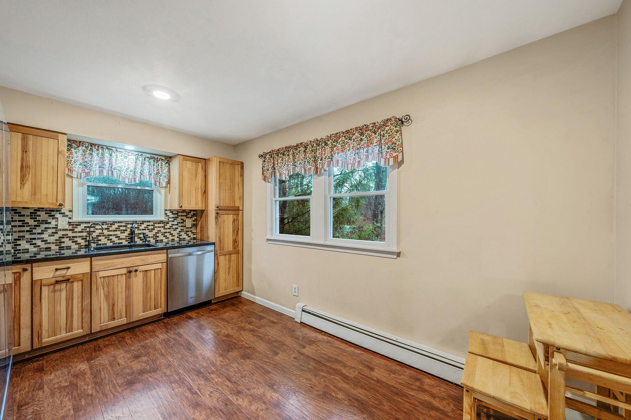 83 Woodlot Road, Ridge, New York image 13