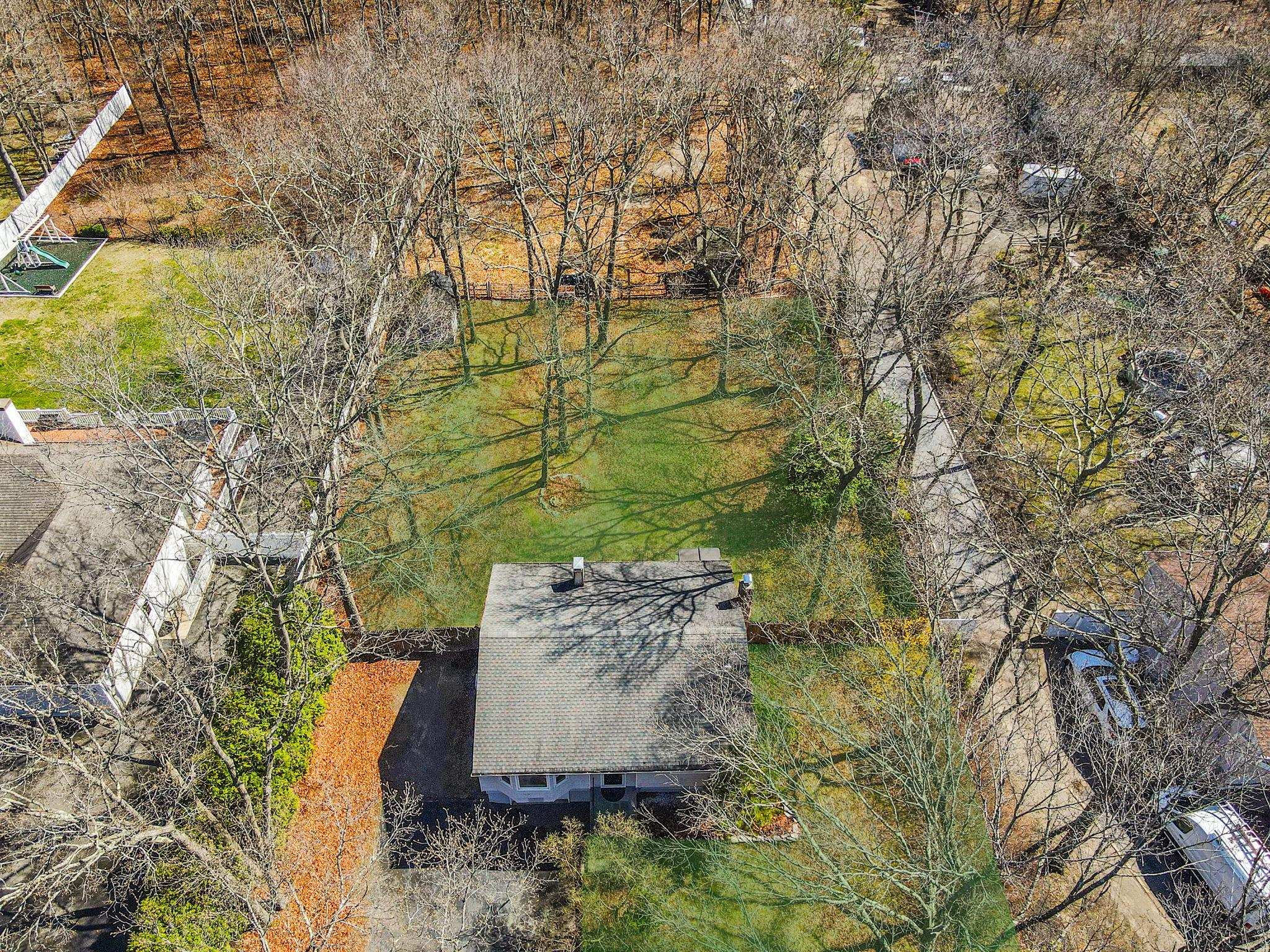 83 Woodlot Road, Ridge, New York image 6