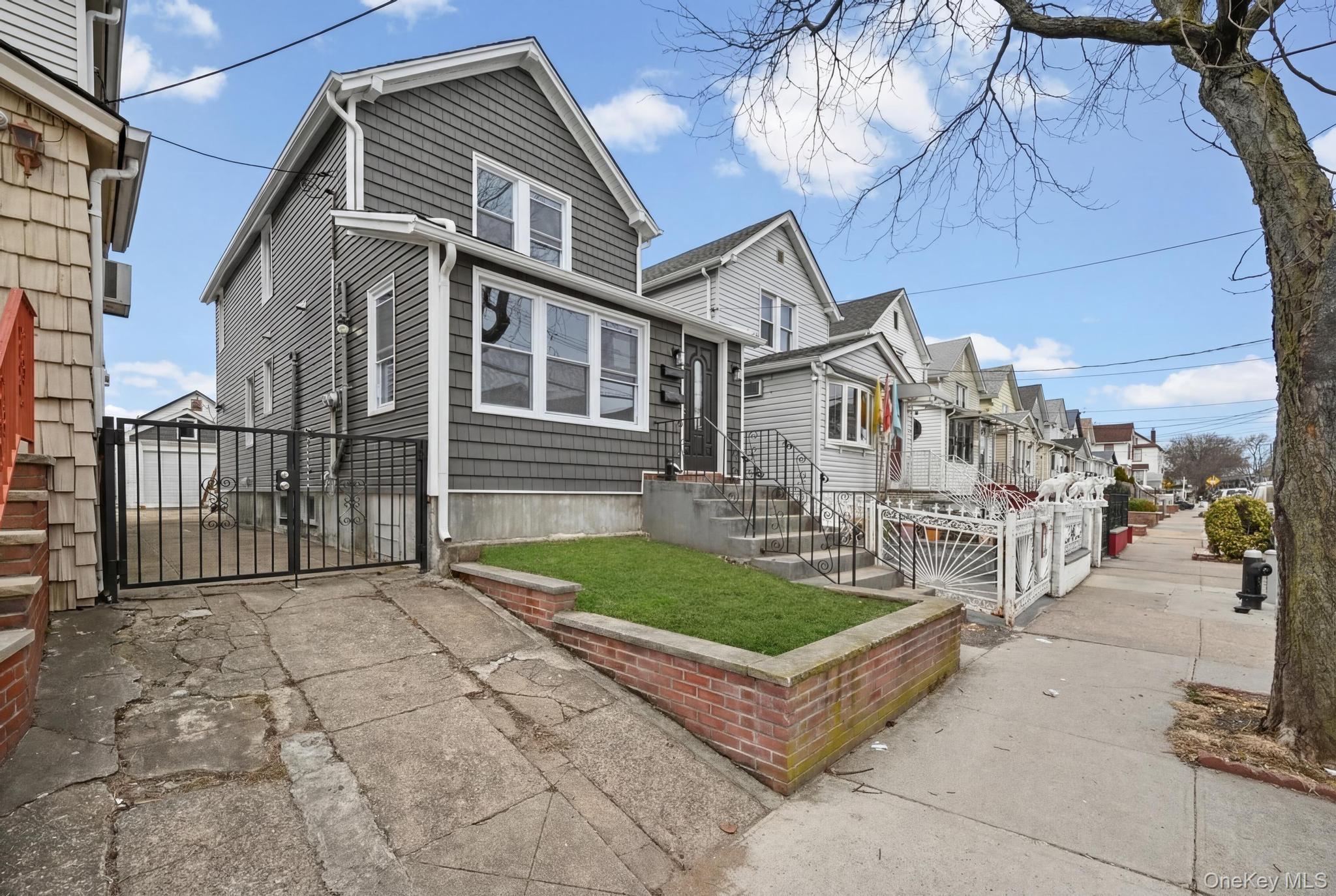 107-32 108th Street - Photo 2