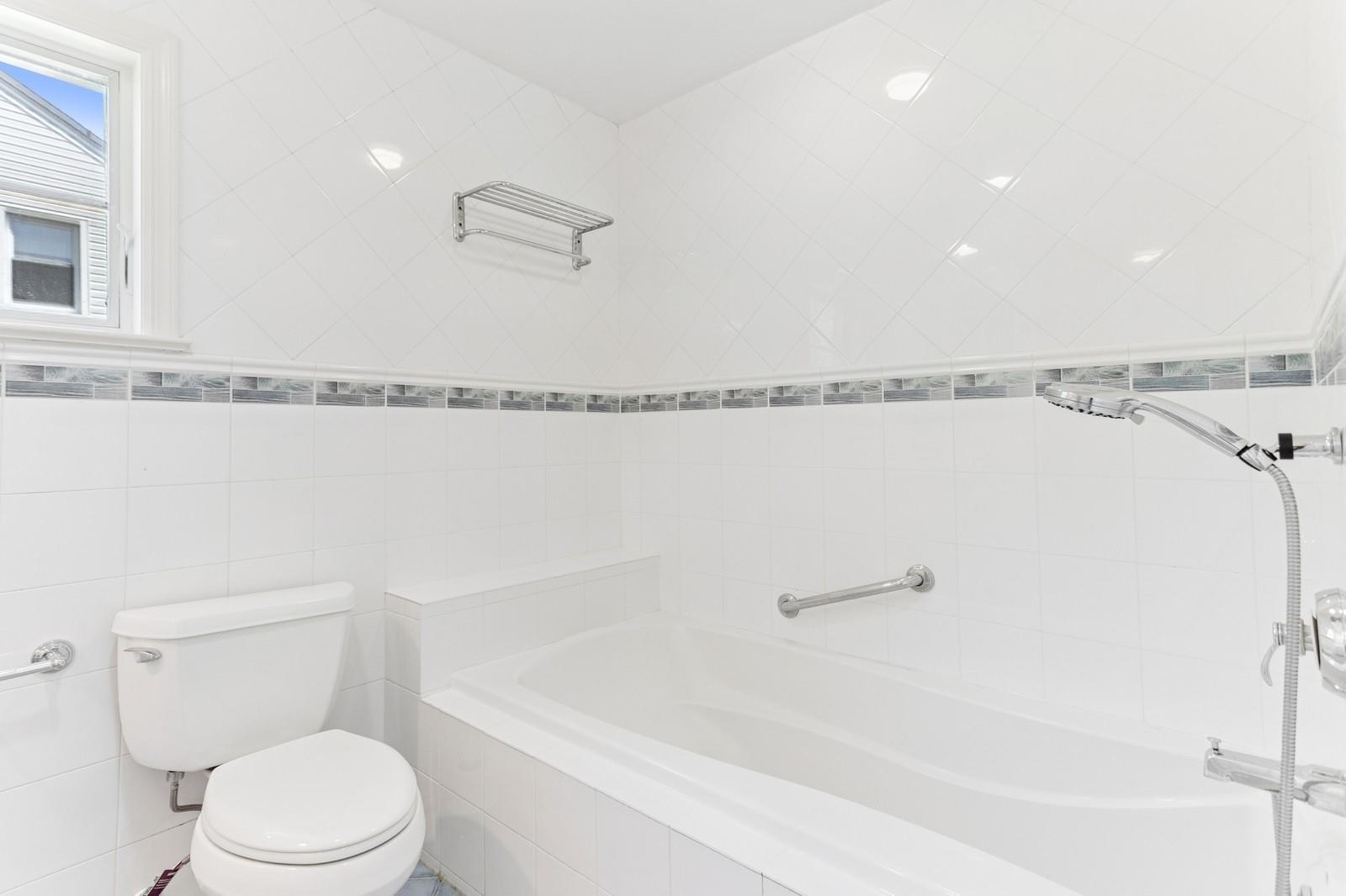 60 Dale Road, Eastchester, New York image 16