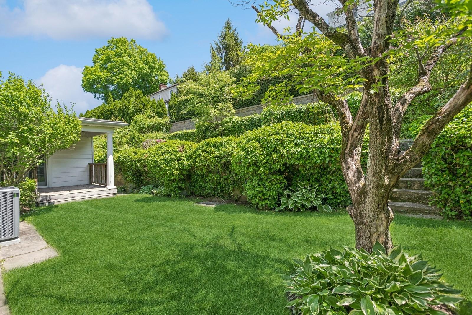 60 Dale Road, Eastchester, New York image 30