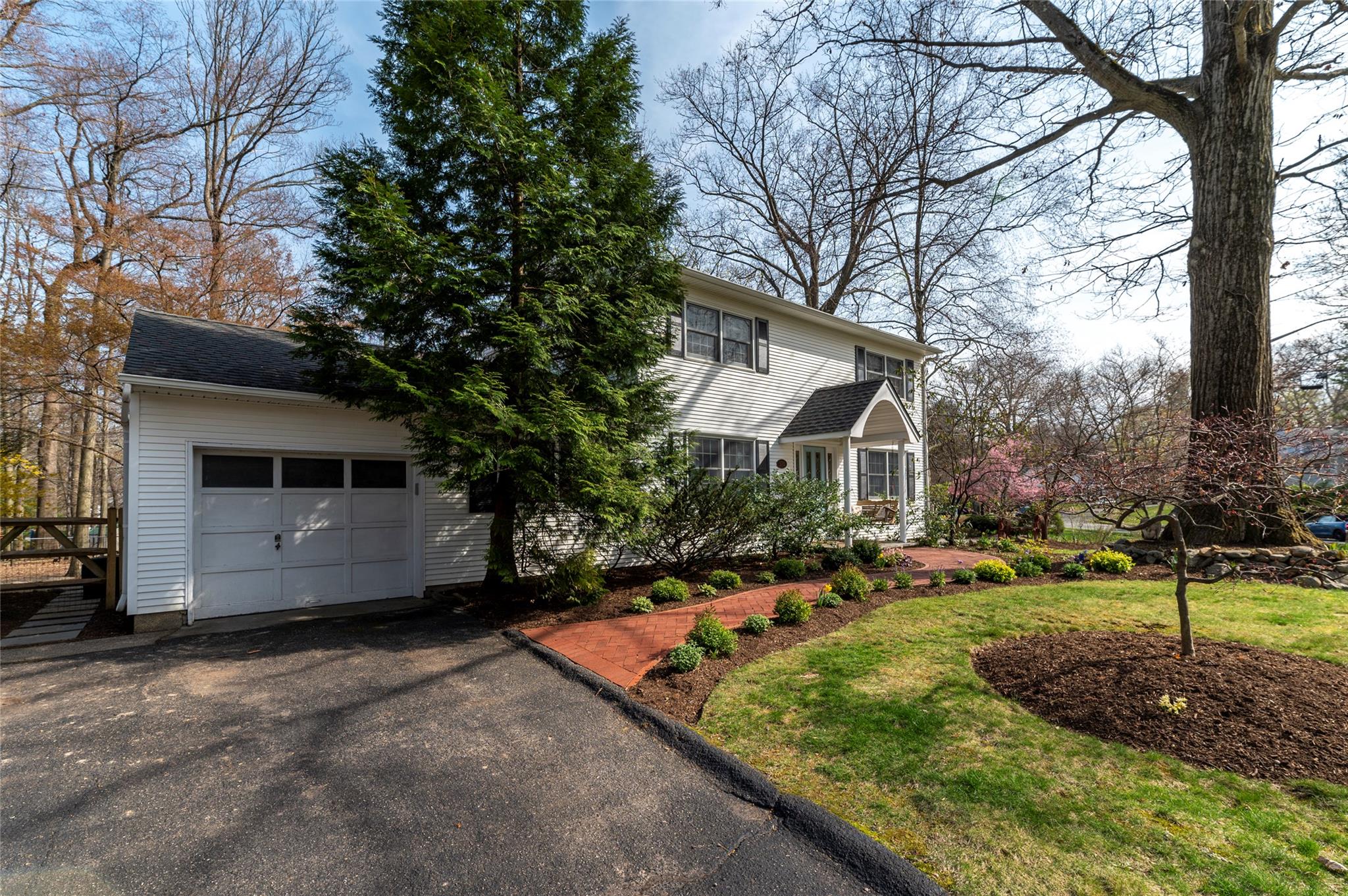 370 E Central Avenue, Pearl River, New York image 6