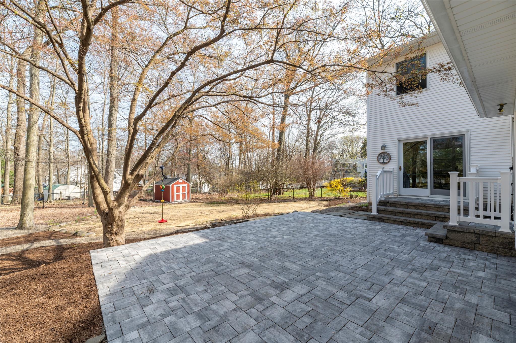 370 E Central Avenue, Pearl River, New York image 10