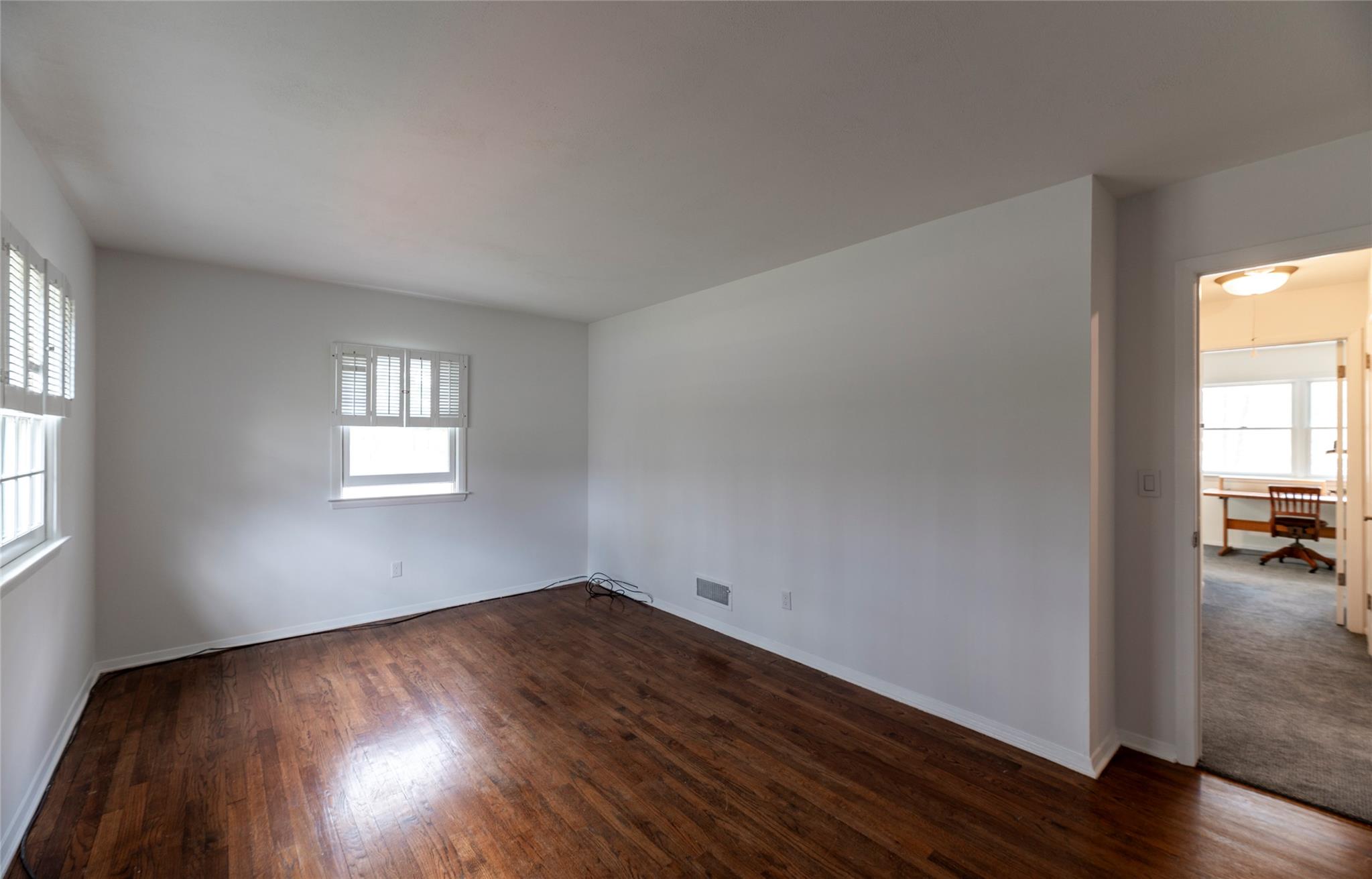 370 E Central Avenue, Pearl River, New York image 29