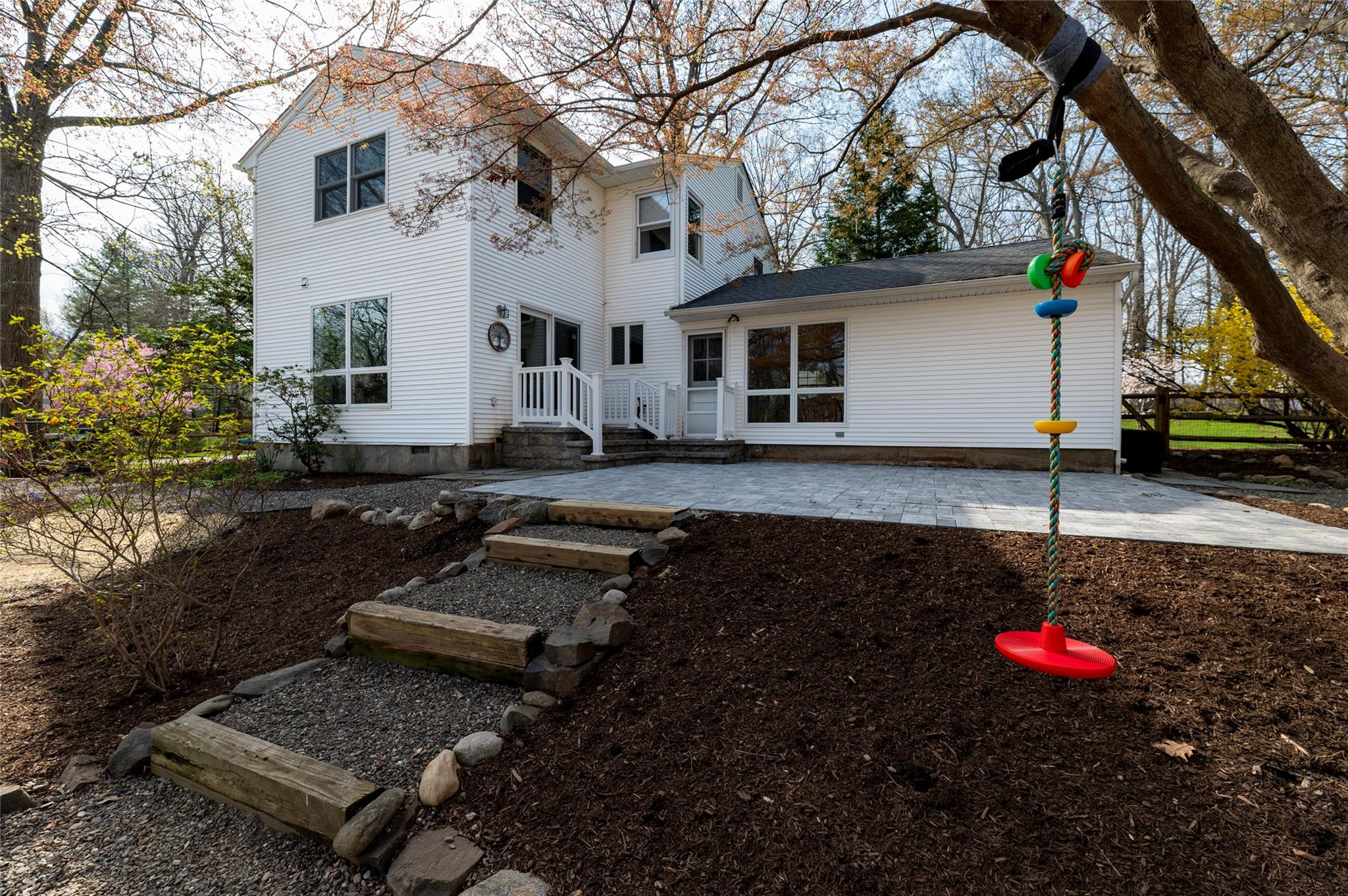 370 E Central Avenue, Pearl River, New York image 8