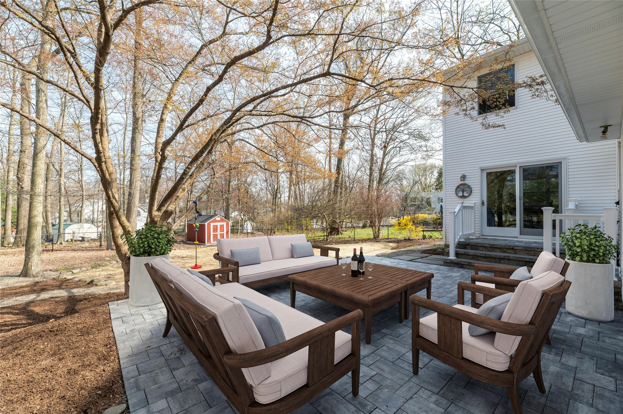 370 E Central Avenue, Pearl River, New York image 9