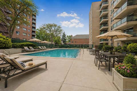 Homes For Sale - 377 Westchester Ave Ave #APT 6J<br/> Port Chester, NY 10573