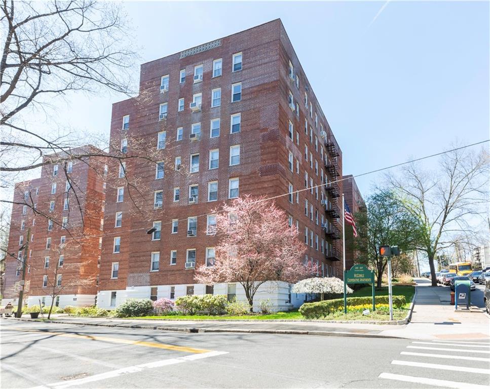 247 Parkview Avenue #6P, Bronxville, New York image 3