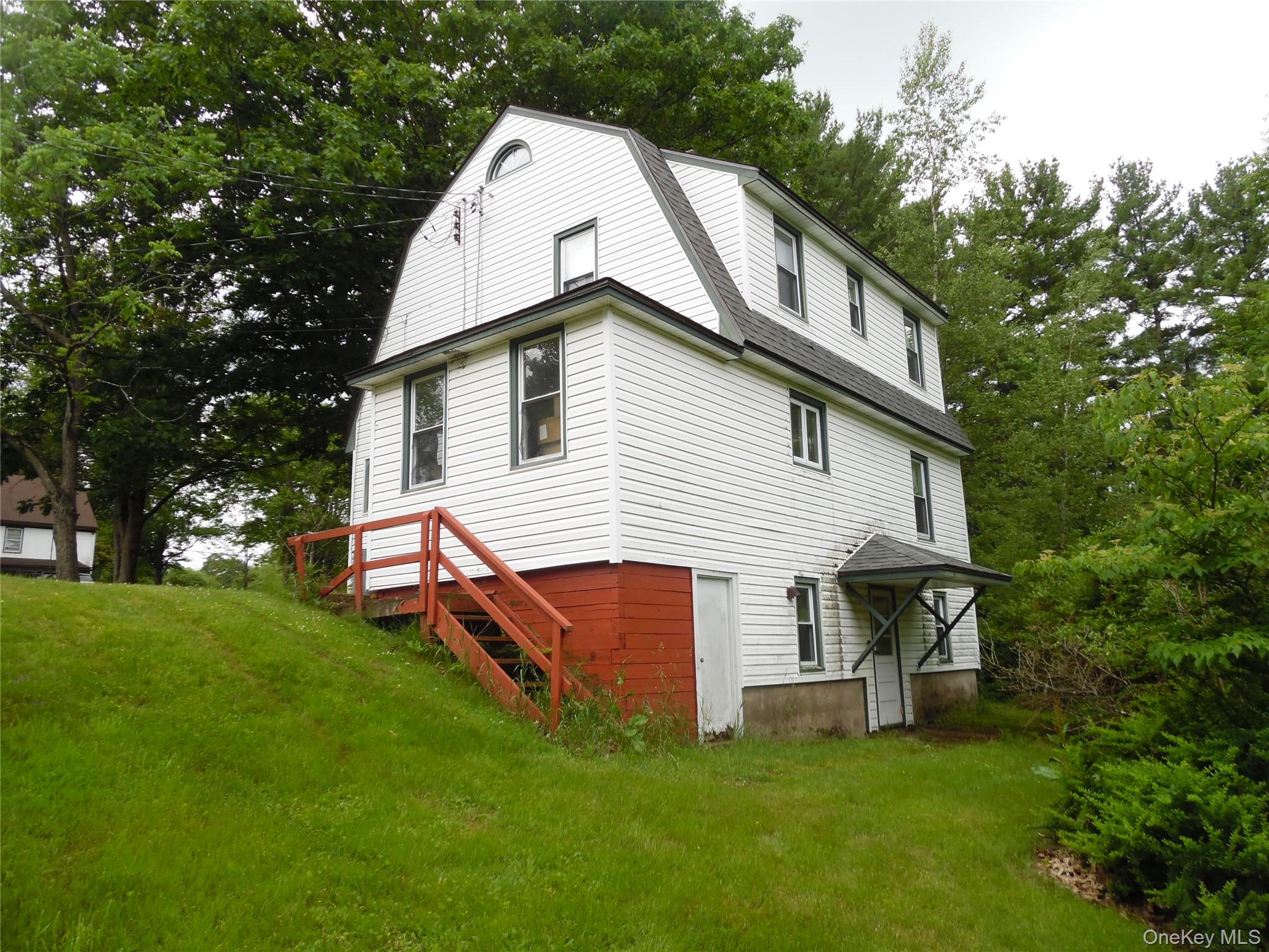 15 Cora Avenue