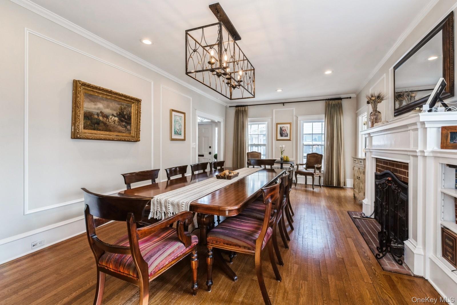 Hempstead, New York 11559, United States, 4 Bedrooms Bedrooms, ,4 BathroomsBathrooms,Residential,Active,96881