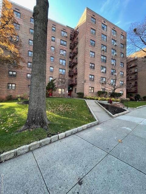 87-30 204 Street APT-A54 Hollis NY 11423