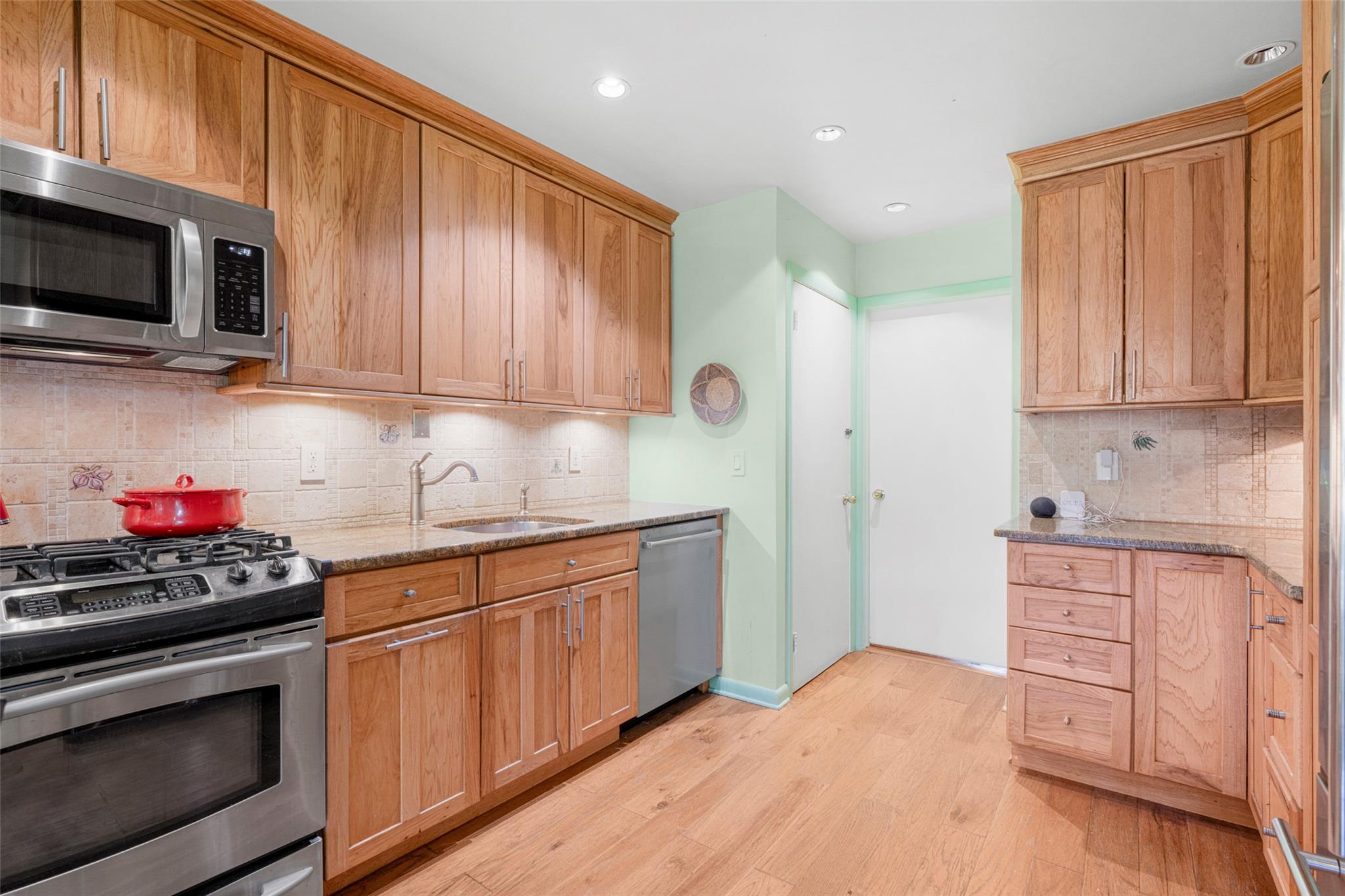 5 Carlton Lane, Rye Brook, New York image 9