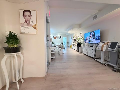 Photo of 36-50 Main Street #3rd FL, Flushing, NY 11354 (MLS # 968674)