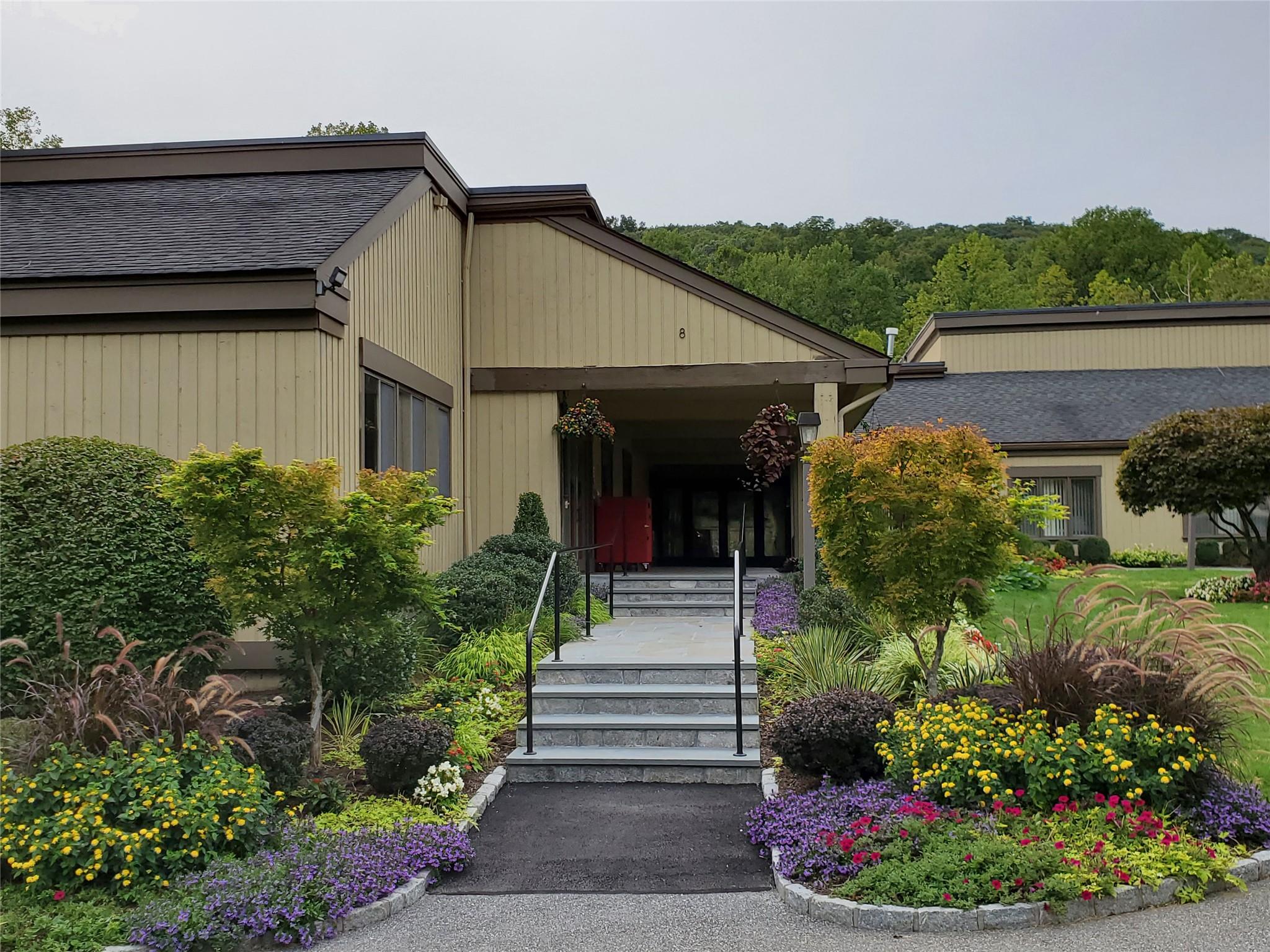 139 Heritage Hills #B, Somers, New York image 25